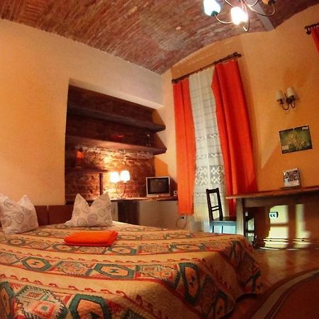 Brasov Apartment In Historic Center Экстерьер фото