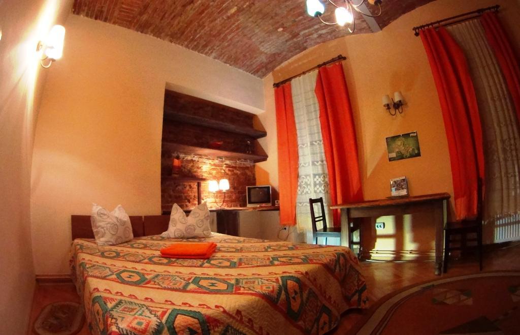 Brasov Apartment In Historic Center Экстерьер фото